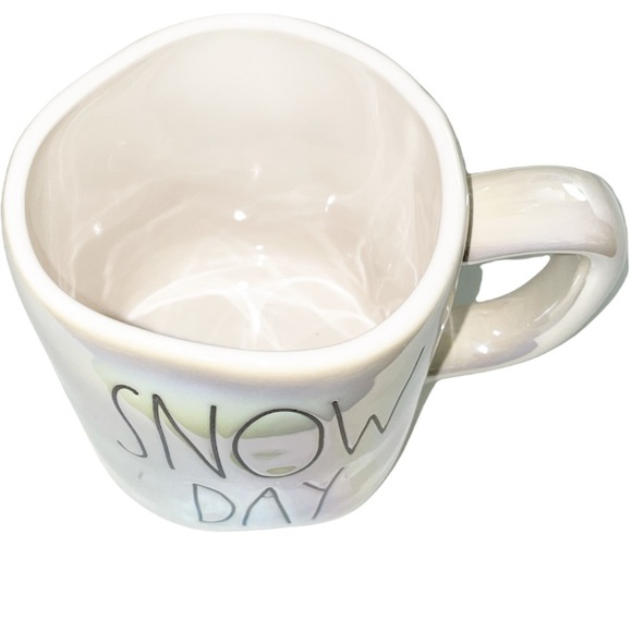 NEW Rae Dunn SNOW DAY Iridescent Mug ❄️⛄️❄️ - Picture 4 of 5